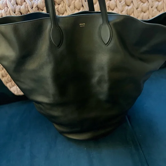 🛑SOLD!🛑 KHAITE Osa Tote LARGE Black Leather - Picture 7 of 13